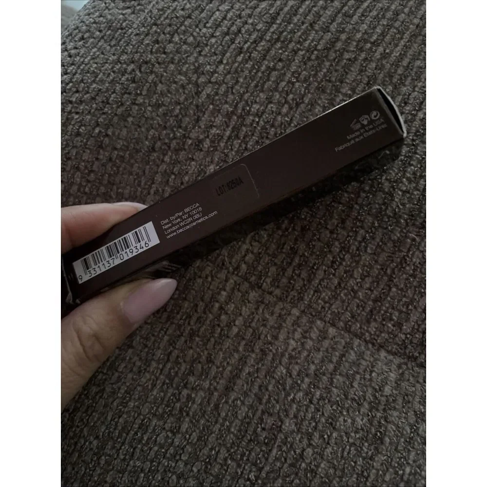 Becca Aqua Liminous Perfecting Concealer ~ Dark Golden ~ 0.18 oz ~ BNIB